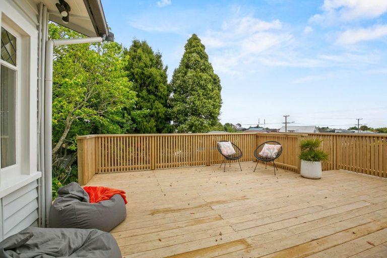 Photo of property in 407 Carrington Street, Upper Vogeltown, New Plymouth, 4310