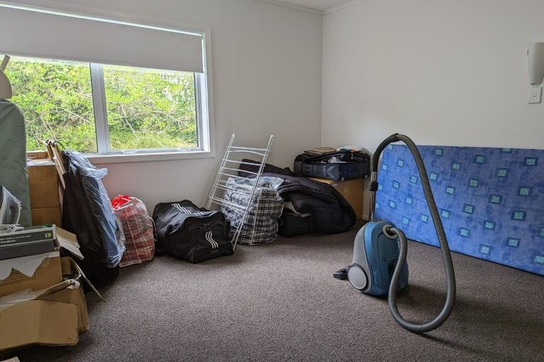 Photo of property in 8d Nikau Road, Point Howard, Lower Hutt, 5013