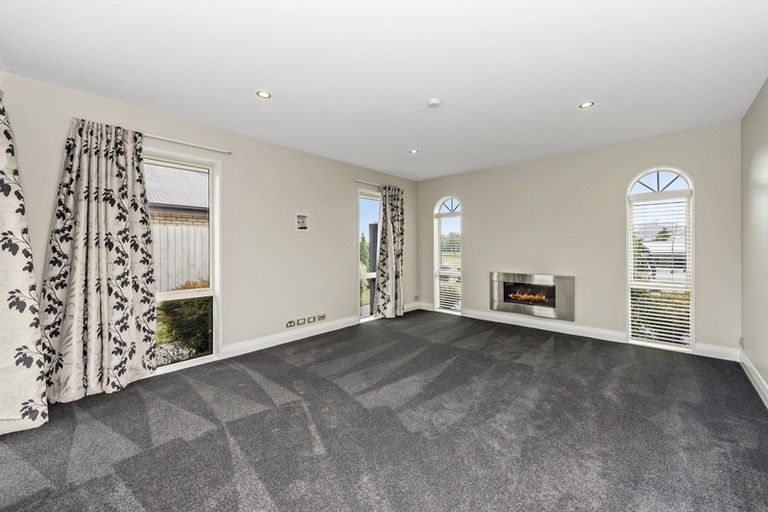 Photo of property in 17 Josephine Crescent, Aidanfield, Christchurch, 8025