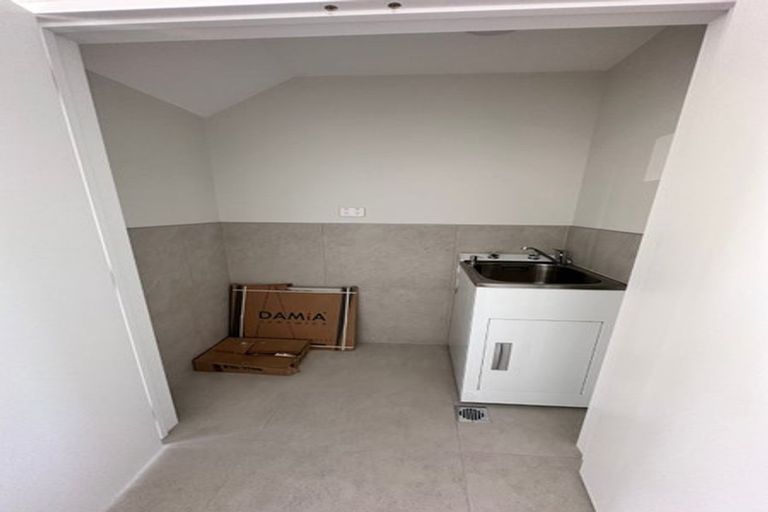 Photo of property in 62 Clark Road, Hobsonville, Auckland, 0616