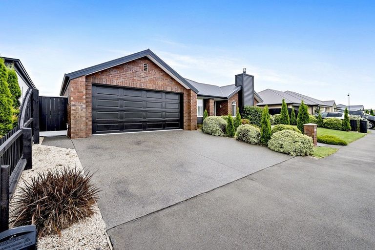 Photo of property in 17 Josephine Crescent, Aidanfield, Christchurch, 8025