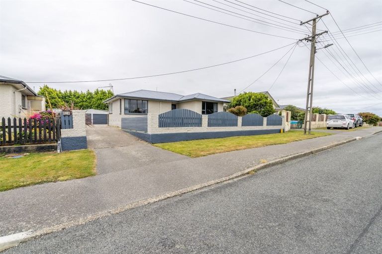 Photo of property in 37 Hyde Street, Clifton, Invercargill, 9812