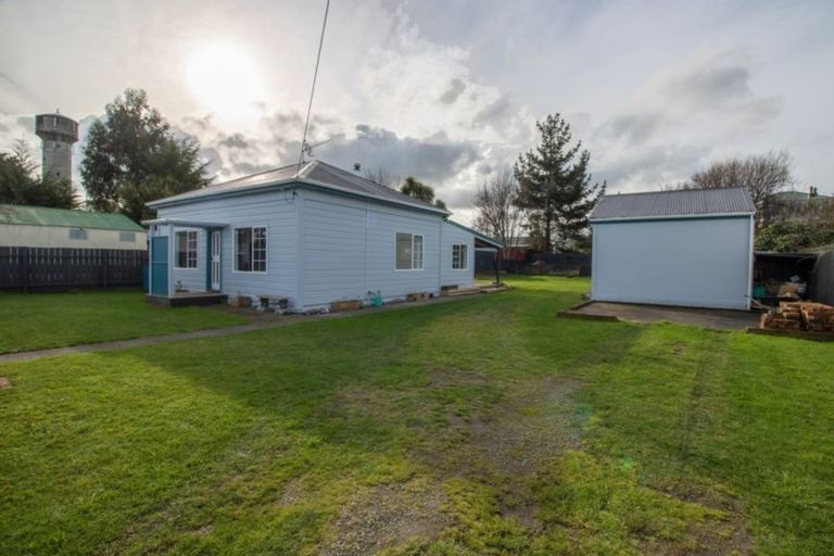 Photo of property in 1 Frances Street, Foxton, 4814