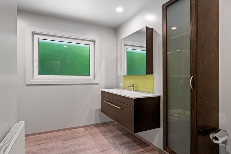 Photo of property in 160 Dyers Pass Road, Cashmere, Christchurch, 8022