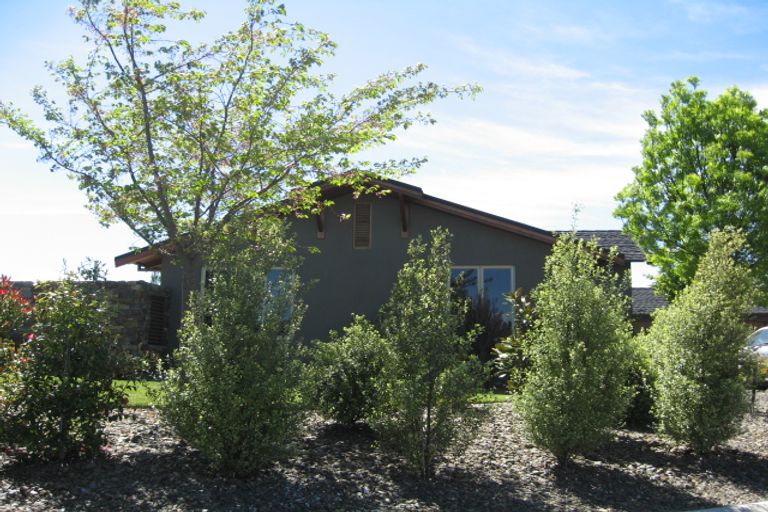 Photo of property in 2 Sterling Way, Stoke, Nelson, 7011