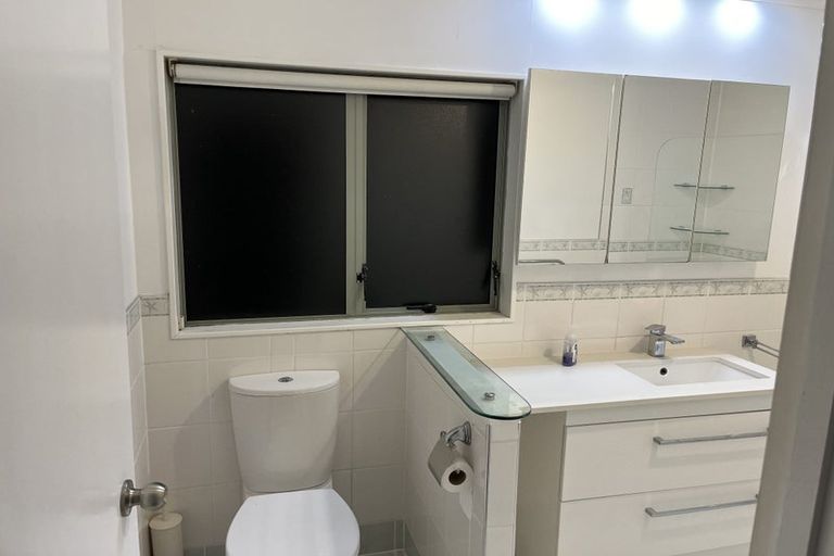 Photo of property in 1 Kestrel Heights, Arkles Bay, Whangaparaoa, 0932