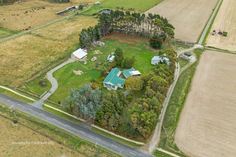 Photo of property in 384 Waitohi Road, Rongotea, Palmerston North, 4476