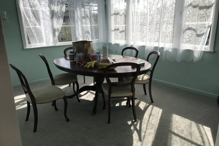 Photo of property in 16 Sale Street, Cockle Bay, Auckland, 2014