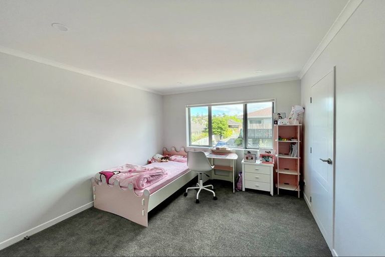 Photo of property in 116a Weatherly Road, Torbay, Auckland, 0630