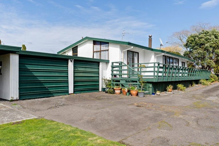 Photo of property in 16 Bayview Street, Te Puke, 3119