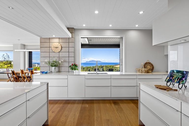 Photo of property in 28 Matheson Bush Road, Leigh, 0985