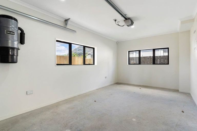 Photo of property in 19a Cornwall Road, Lyttelton, 8082