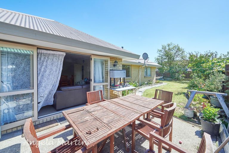 Photo of property in 24 Parnell Street, Fairfield, Lower Hutt, 5011