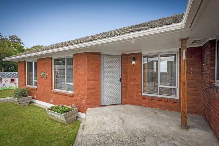 Photo of property in 39 Warblington Street, Aranui, Christchurch, 8061