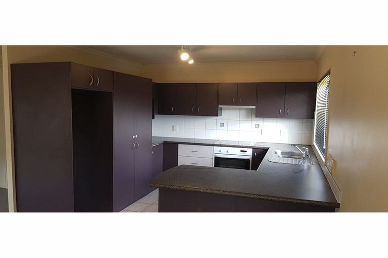 Photo of property in 26 Carisbrook Crescent, Papakura, 2110