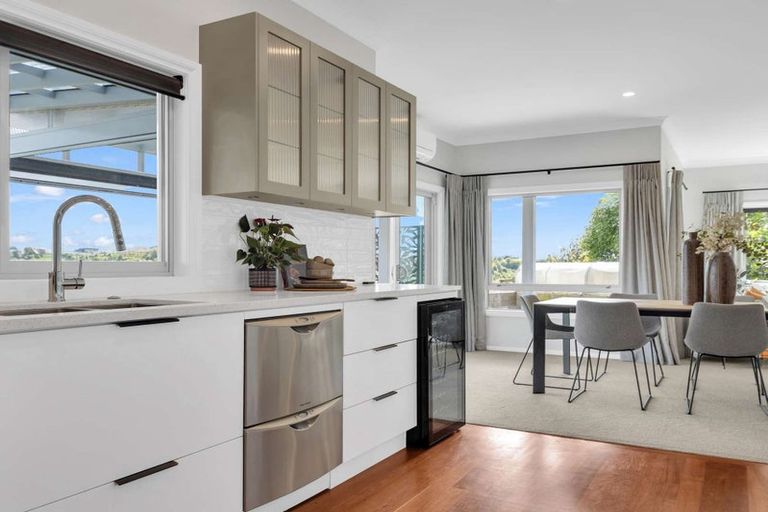 Photo of property in 106 Sereno Vista, Bellevue, Tauranga, 3110