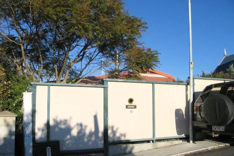 Photo of property in 9 Sealy Road, Bluff Hill, Napier, 4110