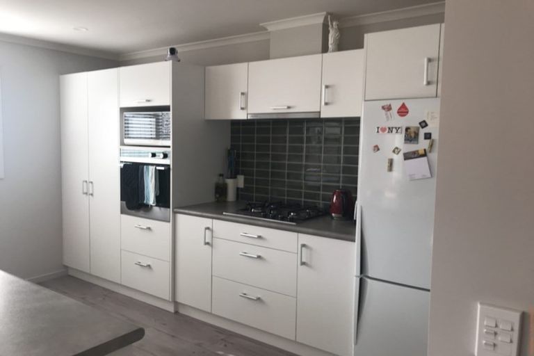 Photo of property in 21 Latimer Way, Petone, Lower Hutt, 5012