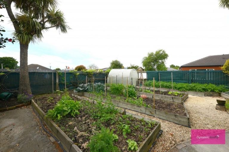 Photo of property in 8 Kohuhu Lane, Burwood, Christchurch, 8083