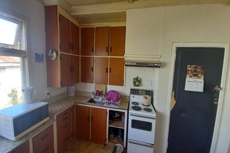 Photo of property in 8 Donnington Street, Ohai, 9635