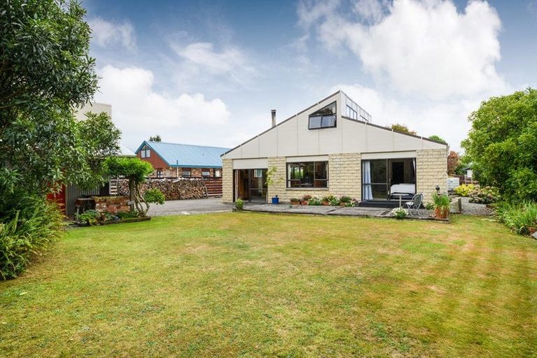 Photo of property in 28 Wills Crescent, Ashhurst, 4810