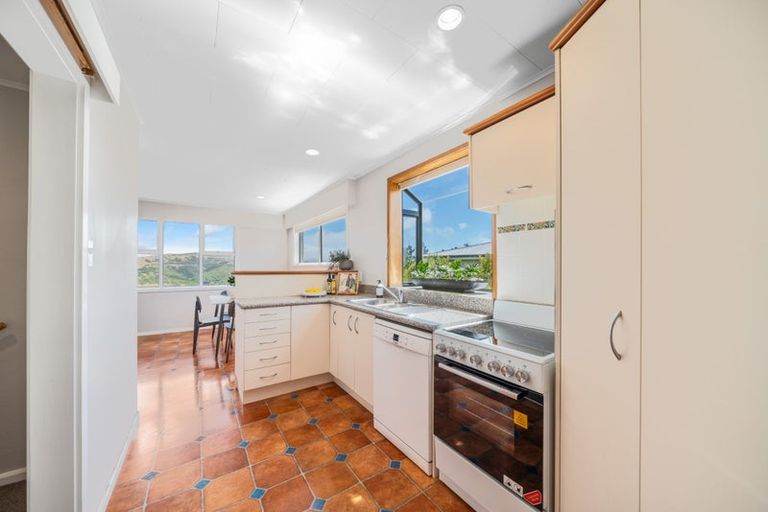 Photo of property in 41 Lomita Road, Johnsonville, Wellington, 6037