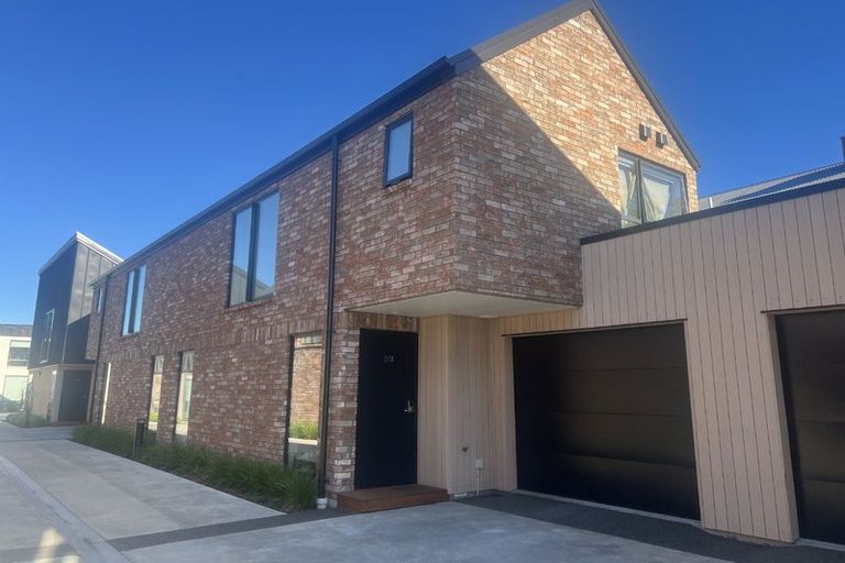 Photo of property in 2/58 Derby Street, St Albans, Christchurch, 8014