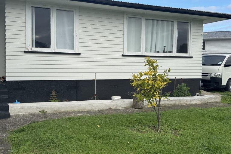 Photo of property in 26 Nile Road, Kelston, Auckland, 0602