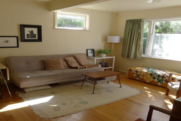 Photo of property in 1/77 Maida Vale Road, Roseneath, Wellington, 6011