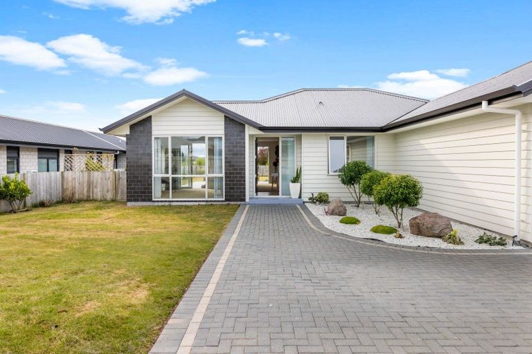 Photo of property in 10 Kara Place, Wharewaka, Taupo, 3330