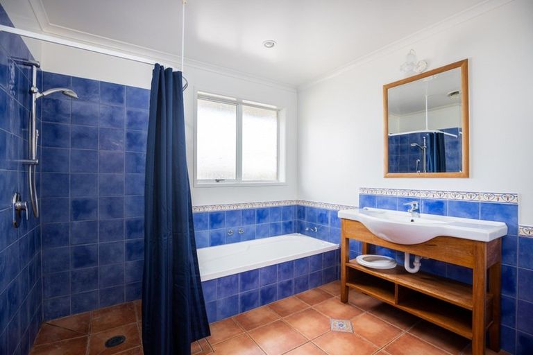 Photo of property in 6 Harriet Place, Spotswood, New Plymouth, 4310