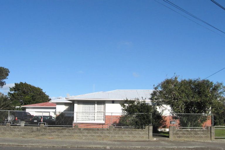 Photo of property in 75 Waerenga Road, Otaki, 5512