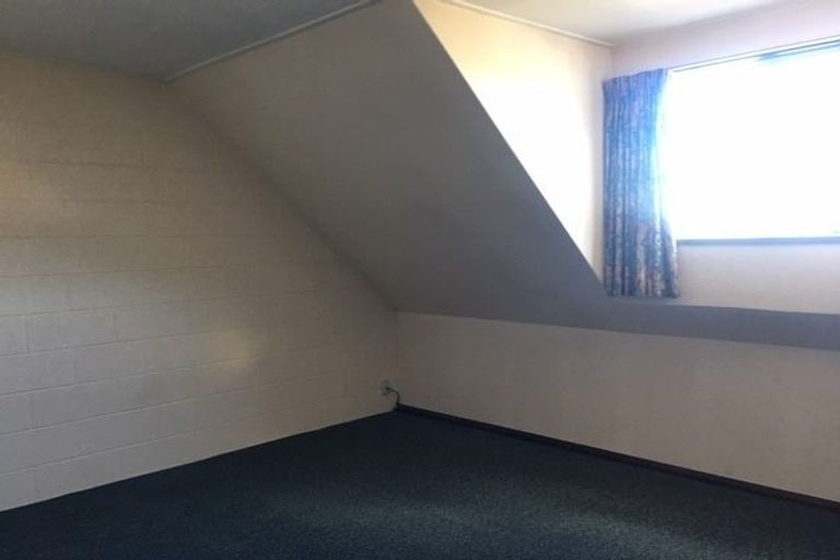 Photo of property in 1/555 Hillside Road, Caversham, Dunedin, 9012