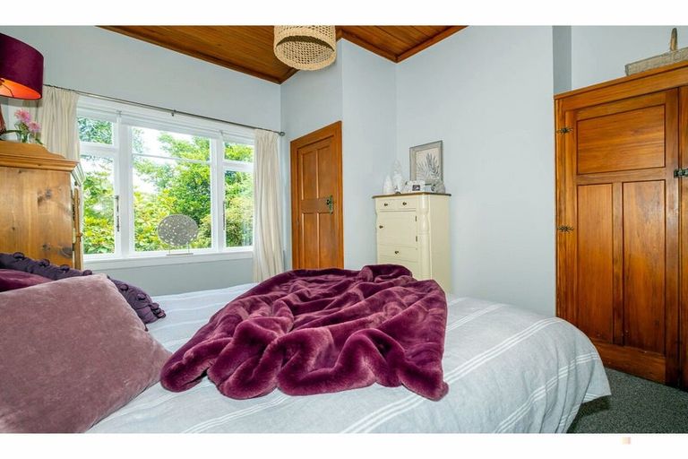 Photo of property in 22 Mckenzie Street, Geraldine, 7930