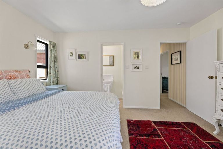 Photo of property in 2/114 Saint James Avenue, Papanui, Christchurch, 8053