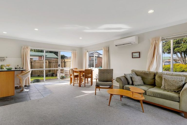 Photo of property in 19 Pohutukawa Grove, Titahi Bay, Porirua, 5022