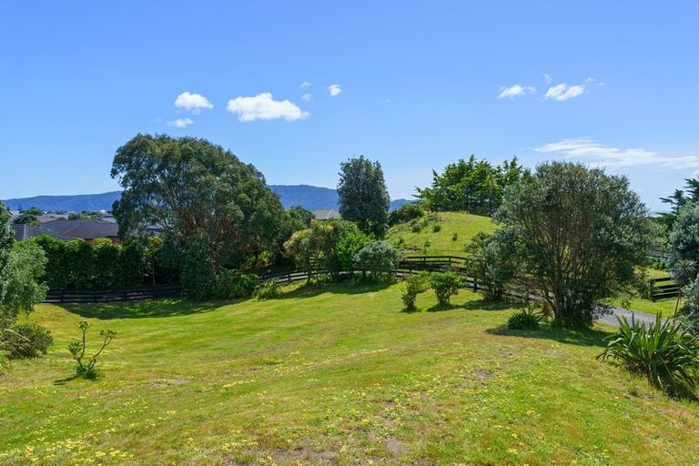 Photo of property in 2a Otaihanga Road, Paraparaumu Beach, Paraparaumu, 5032