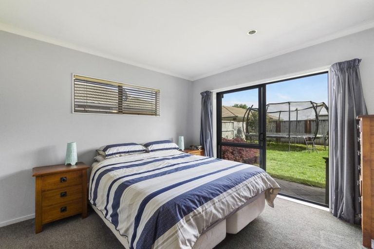 Photo of property in 9 Farringdon Avenue, Rototuna North, Hamilton, 3210
