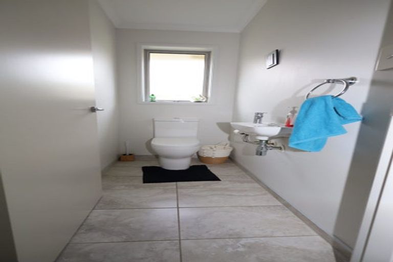 Photo of property in 8 Blanche Road, Papamoa Beach, Papamoa, 3118
