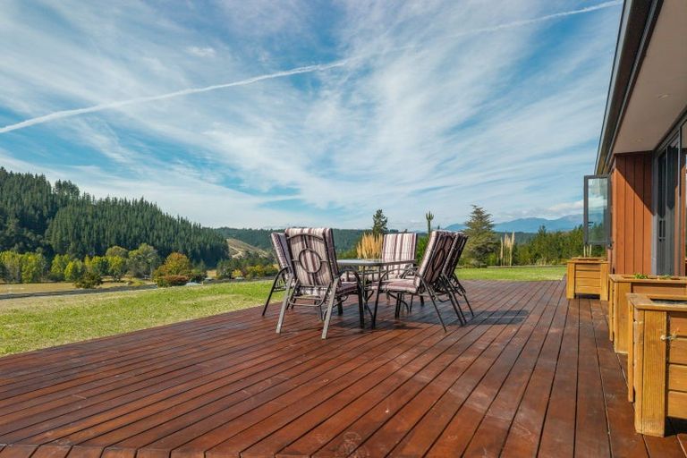 Photo of property in 191 Pigeon Valley South, Pigeon Valley, Wakefield, 7096