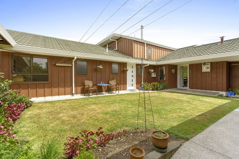 Photo of property in 2 Byron Street, Leamington, Cambridge, 3432