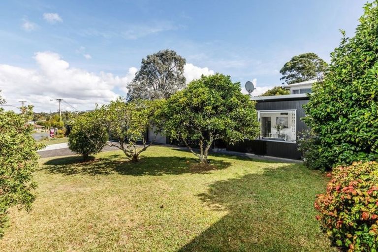 Photo of property in 4/1 Manuka Road, Bayview, Auckland, 0629