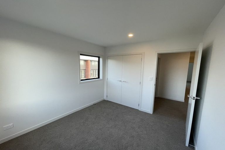 Photo of property in 40 Walter Merton Road, Hobsonville, Auckland, 0616