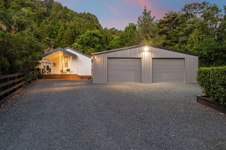 Photo of property in 316 Upper Waiwera Road, Puhoi, Silverdale, 0994