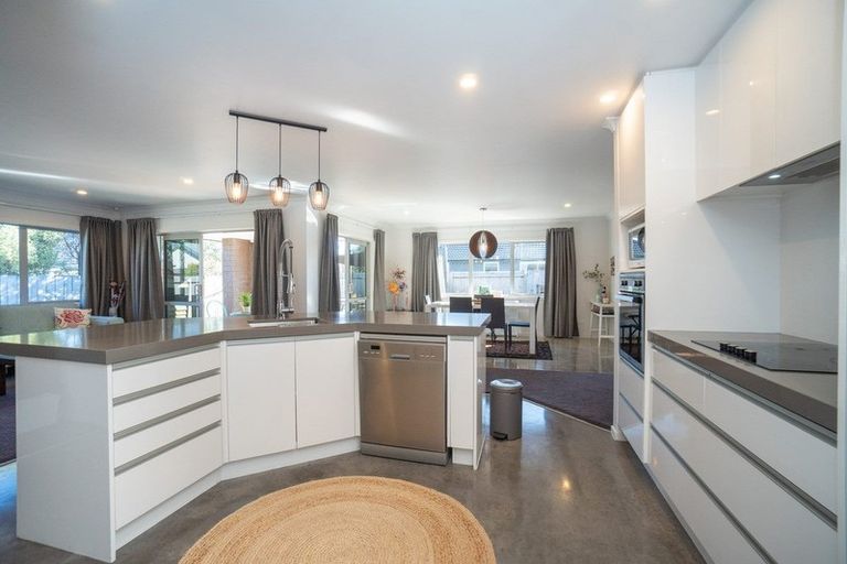 Photo of property in 26a Oak Crescent, Ashhurst, 4810