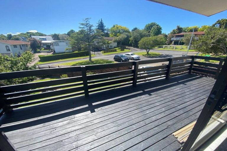 Photo of property in 5 Rochas Place, Clover Park, Auckland, 2019