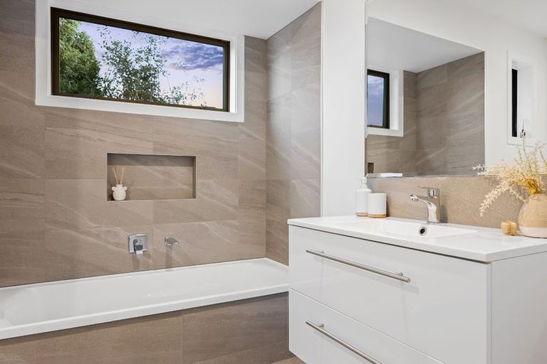 Photo of property in 118a Highsted Road, Casebrook, Christchurch, 8051