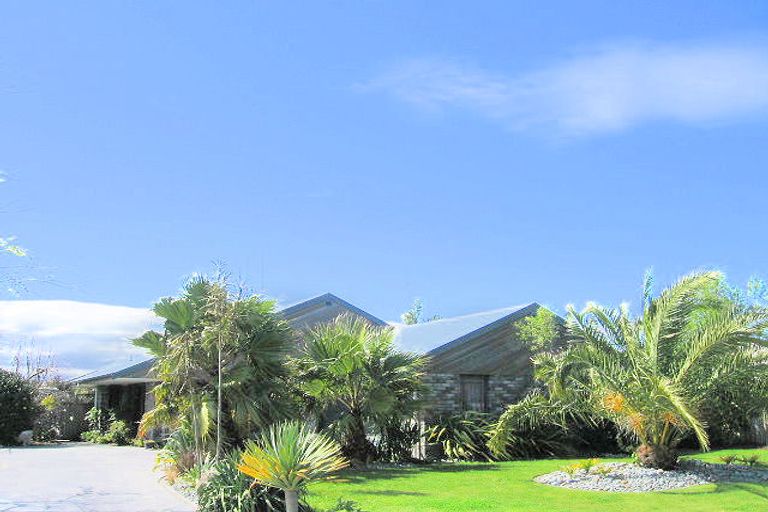 Photo of property in 42 Gardenia Drive, Mount Maunganui, 3116