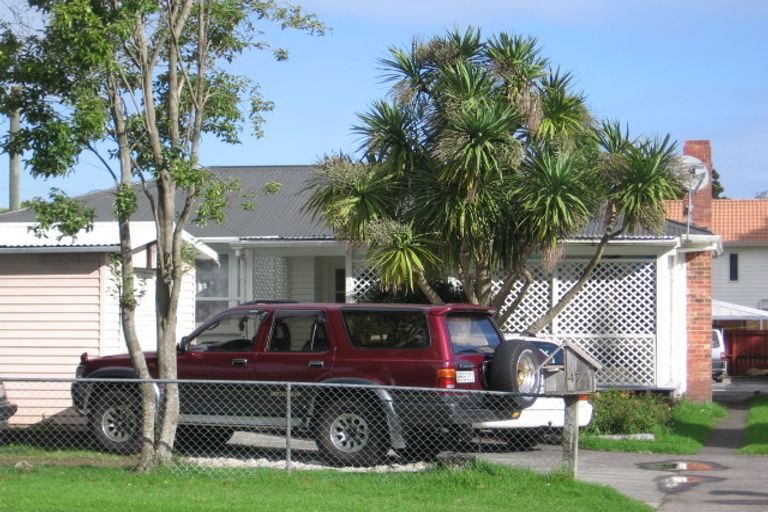 Photo of property in 1/47 Larnoch Road, Henderson, Auckland, 0610