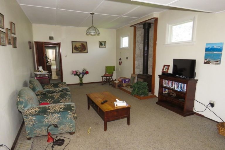 Photo of property in 7 Greenfield Street, Hector, 7822